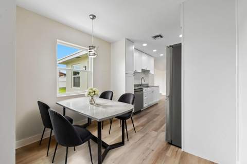 1580 Roy Drive, West Palm Beach FL - photo 15 of 43