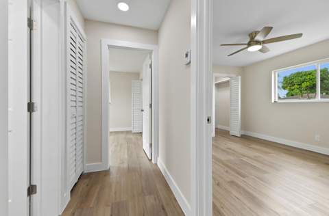 1580 Roy Drive, West Palm Beach FL - photo 20 of 43
