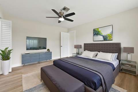 1580 Roy Drive, West Palm Beach FL - photo 21 of 43