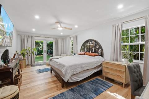 6216 Garden Avenue, West Palm Beach FL - photo 7 of 10