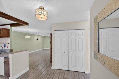 174 Sarita Court, Royal Palm Beach FL - photo 7 of 64