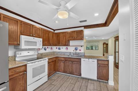 174 Sarita Court, Royal Palm Beach FL - photo 11 of 64
