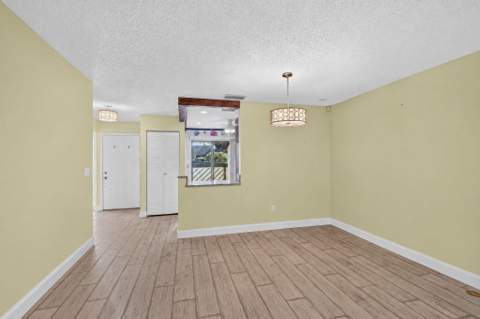 174 Sarita Court, Royal Palm Beach FL - photo 15 of 64