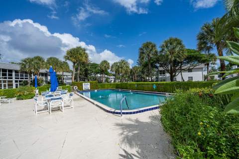 2929 SE Ocean Boulevard #121-6, Stuart FL - photo 20 of 29