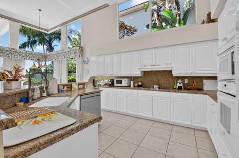 3528 NW Clubside Circle, Boca Raton FL - photo 20 of 103
