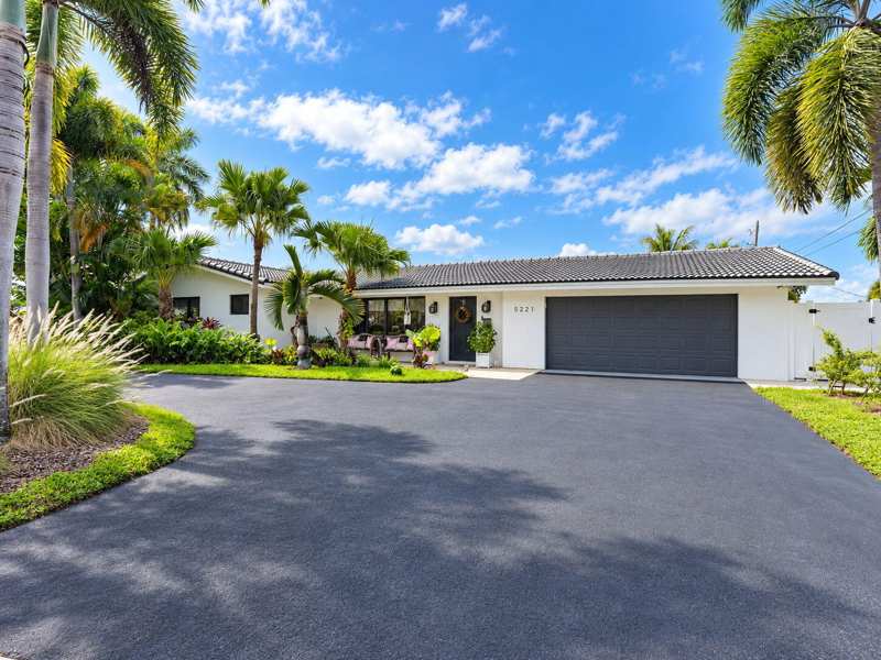 3 bedroom Single Family Residence at 5221 NE 27th Avenue, Pompano Waterway Estates, Lighthouse Point — photo 1