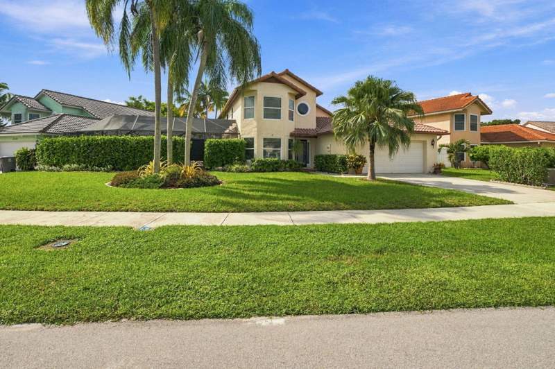 4 bedroom Single Family Residence at 10269 Islander Drive, Amber Bay, Boca Raton — photo 2