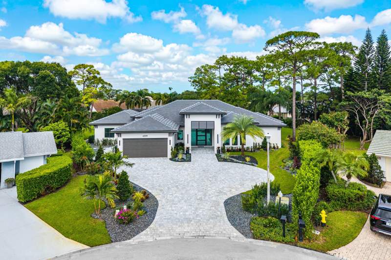 4 bedroom Single Family Residence at 6339 Woodthrush Court, Eastpointe Country Club 7, Palm Beach Gardens — photo 2