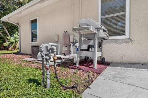 127 Raven Court, Royal Palm Beach FL - photo 16 of 19