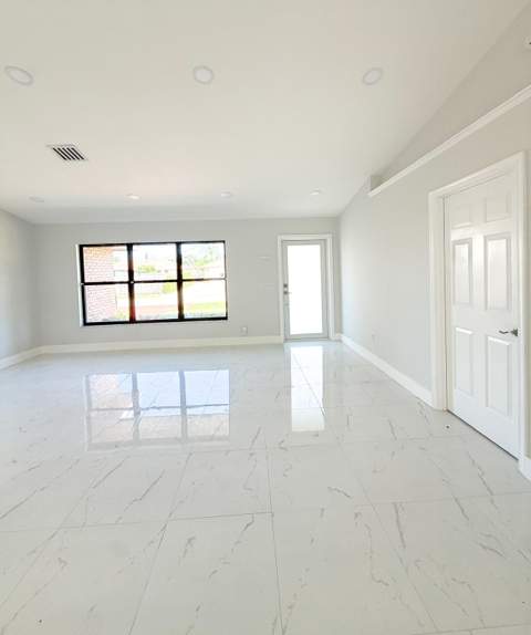 1007 Wynndale Way, Lantana FL - photo 19 of 25
