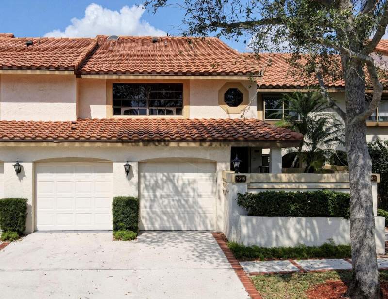 3 bedroom Condominium at 7916 La Mirada Drive, La Mirada, Boca Raton — photo 2