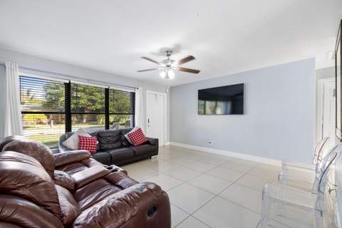 2911 NE 11th Avenue, Pompano Beach FL - photo 14 of 43