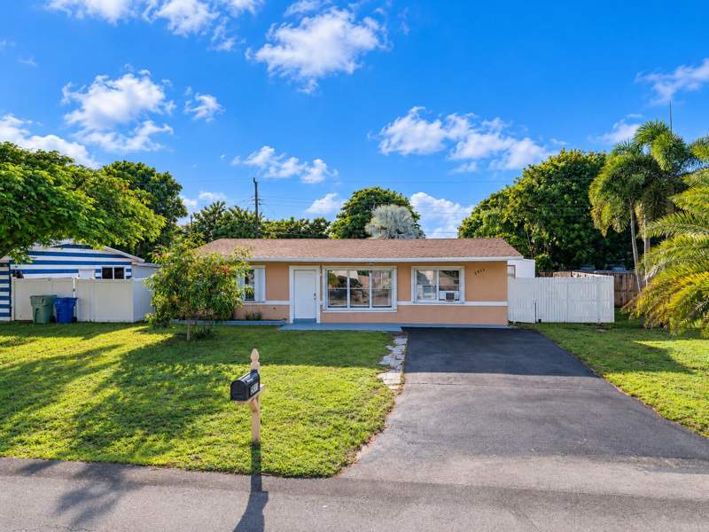 3 bedroom Single Family Residence at 2911 NE 11th Avenue, Cresthaven No 5, Pompano Beach — photo 4
