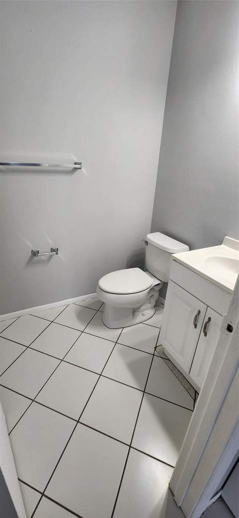 2501 Riverside Drive #513-A, Coral Springs FL - photo 10 of 17