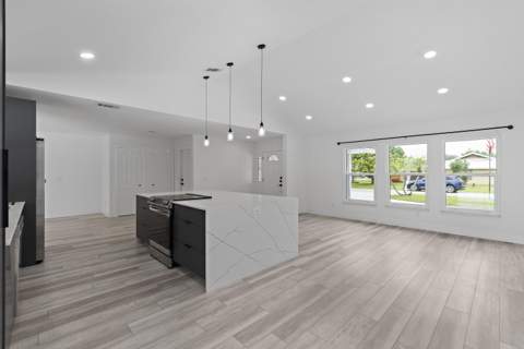 5008 SE Major Way, Stuart FL - photo 6 of 33