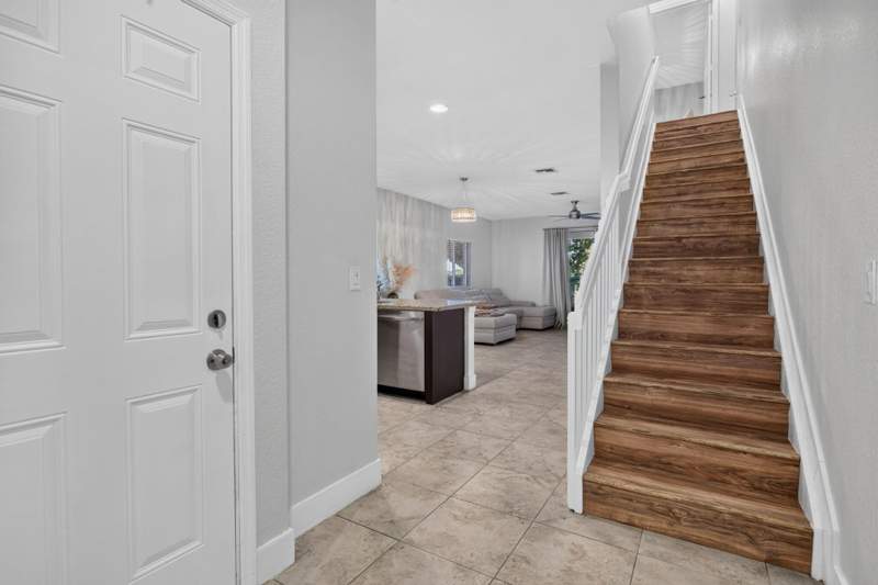 3 bedroom Townhouse at 305 NE 47th Place #305, Hyder Plat, Deerfield Beach — photo 3