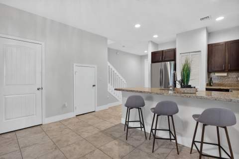 305 NE 47th Place #305, Deerfield Beach FL - photo 12 of 50