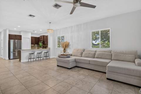 305 NE 47th Place #305, Deerfield Beach FL - photo 16 of 50
