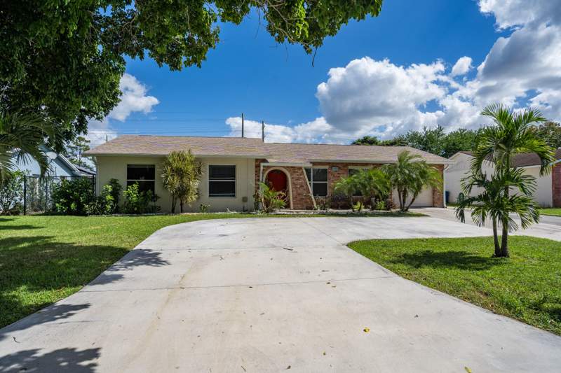 3 bedroom Single Family Residence at 278 Sandpiper Avenue, Willows, Royal Palm Beach — photo 2