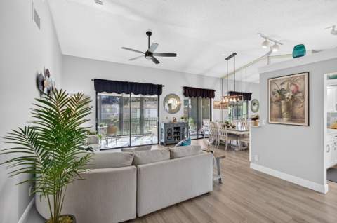10383 S Circle Lake Drive #202, Boynton Beach FL - photo 9 of 103