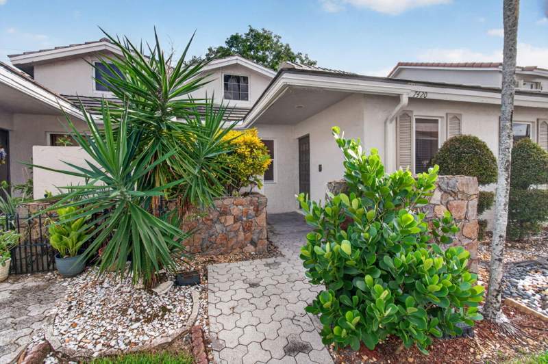 3 bedroom Villa at 7420 Champagne Place, Castel Gardens, Boca Raton — photo 3