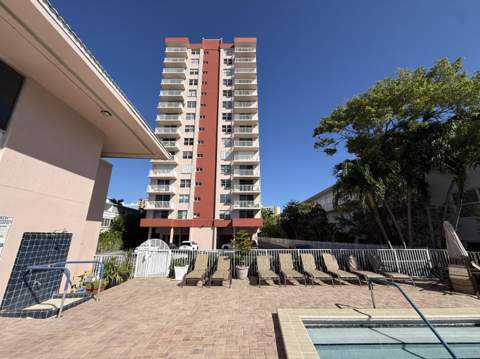 3161 S Ocean Drive #1502, Hallandale Beach FL - photo 11 of 19