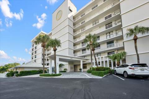 911 Ocean Drive #601, Juno Beach FL - photo 23 of 39