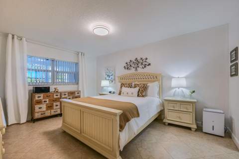 3531 NW 50th Avenue #413, Lauderdale Lakes FL - photo 14 of 28