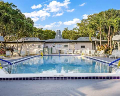 3531 NW 50th Avenue #413, Lauderdale Lakes FL - photo 21 of 28