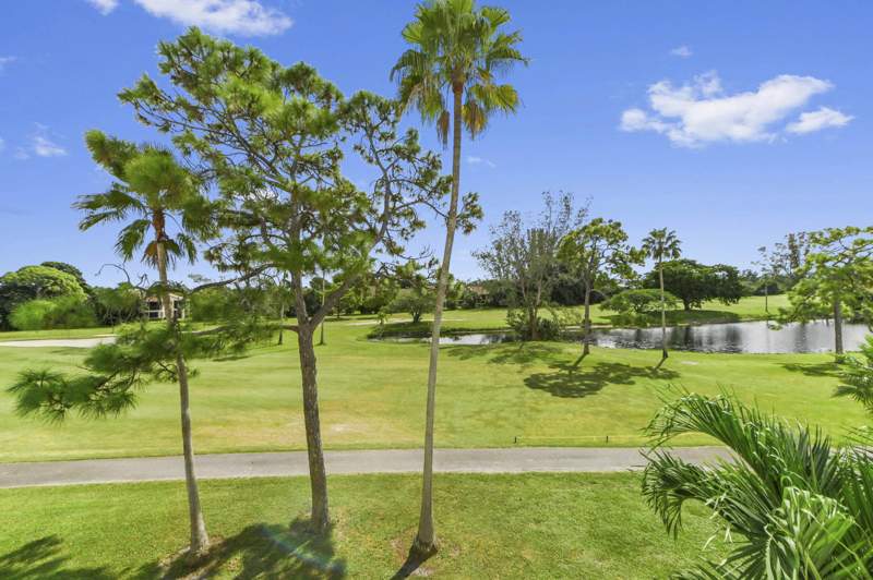 2 bedroom Condominium at 6698 10th Avenue #323, Hamlet at Poinciana, Lake Worth — photo 3