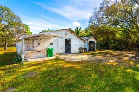 6397 Peterson Road, Fort Pierce FL - photo 15 of 21