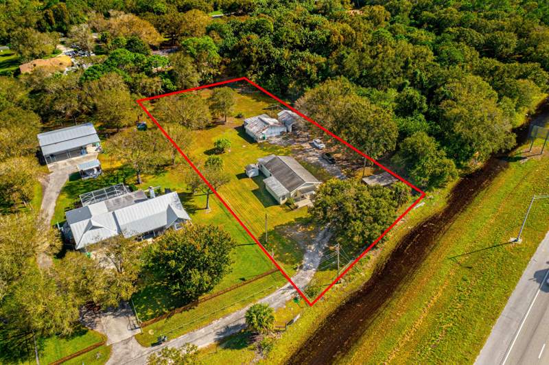 3 bedroom Single Family Residence at 6397 Peterson Road, Fort Pierce, Fort Pierce — photo 2