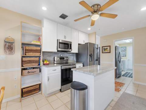 4375 Gator Trace Lane, Fort Pierce FL - photo 13 of 66