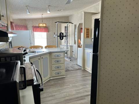 21541 NW 7th Street, Pembroke Pines FL - photo 8 of 26