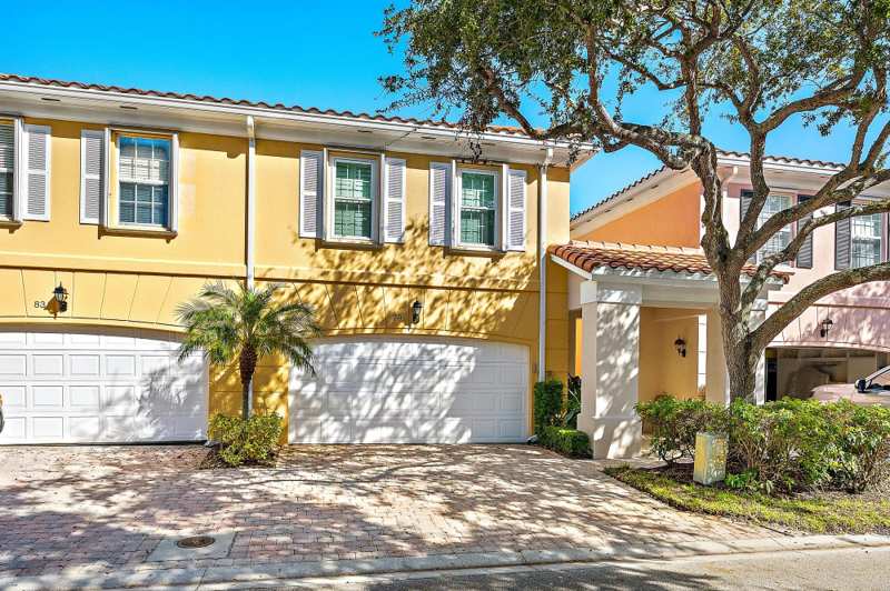3 bedroom Townhouse at 79 Tall Oaks Circle, Tequesta Oaks, Tequesta — photo 1