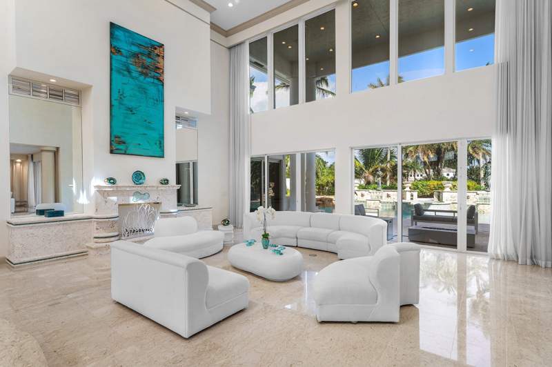 5 bedroom Single Family Residence at 16740 Echo Hollow Circle, Hollows / Polo Club, Delray Beach — photo 3