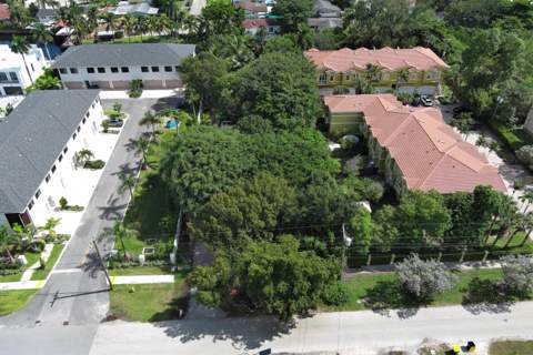 4696 SW 32nd Avenue, Dania Beach FL - photo 6 of 16