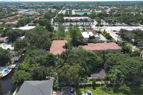 4696 SW 32nd Avenue, Dania Beach FL - photo 12 of 16