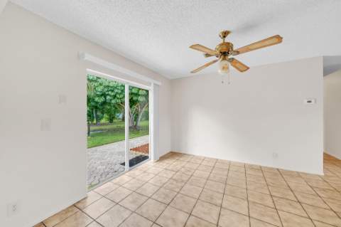 19323 Liberty Road, Boca Raton FL - photo 18 of 48