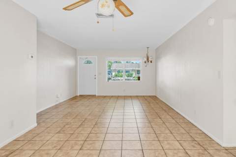 19323 Liberty Road, Boca Raton FL - photo 19 of 48