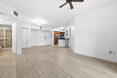 600 S Dixie Highway #558, West Palm Beach FL - photo 15 of 28