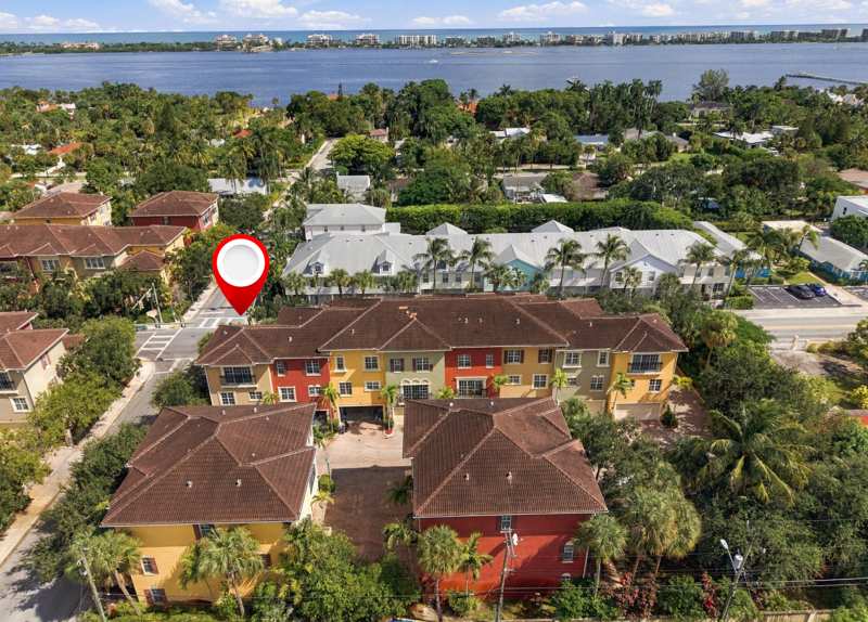 2 bedroom Townhouse at 601 S Federal Highway #25, Cloisters At Lake Worth, Lake Worth — photo 1