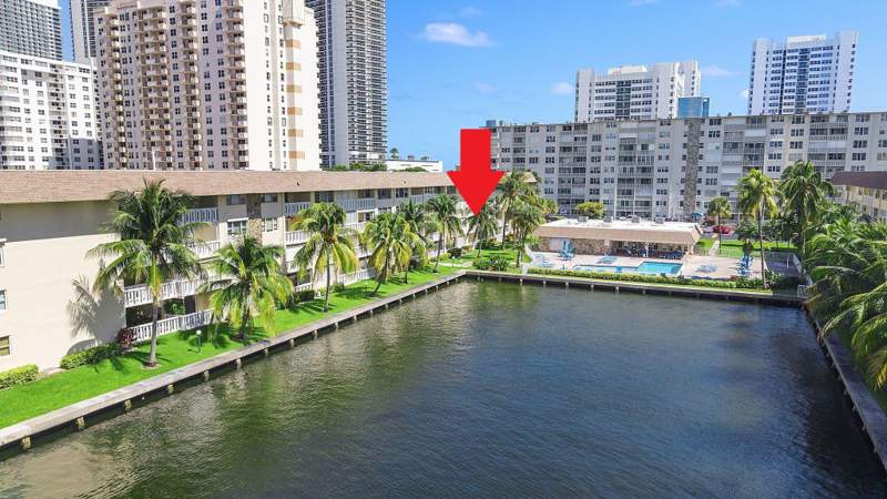 1 bedroom Condominium at 1889 S Ocean Drive #203, Islands-Bermuda Condo, Hallandale Beach — photo 2