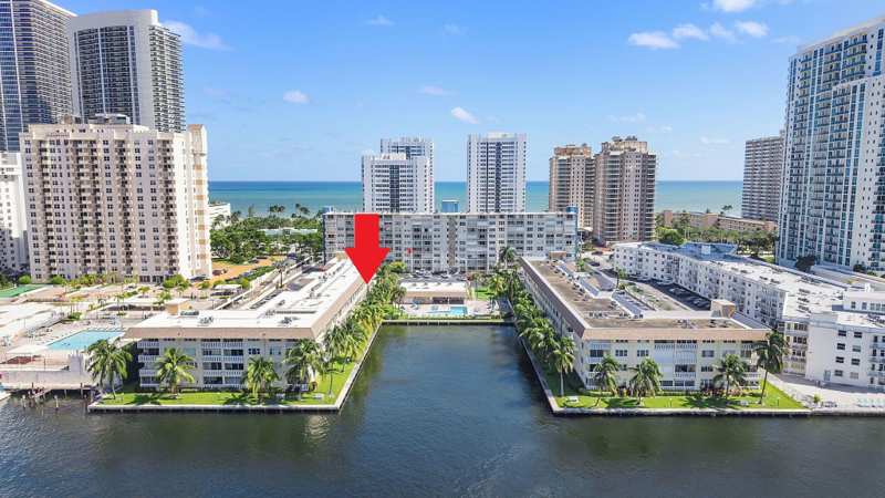 1 bedroom Condominium at 1889 S Ocean Drive #203, Islands-Bermuda Condo, Hallandale Beach — photo 1
