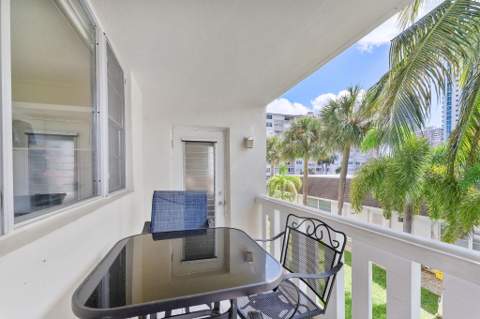 1889 S Ocean Drive #203, Hallandale Beach FL - photo 18 of 26