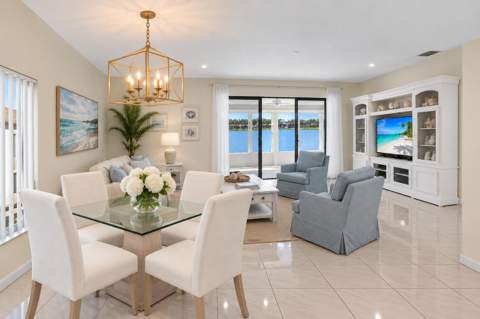 5537 Mirror Lakes Boulevard, Boynton Beach FL - photo 13 of 43