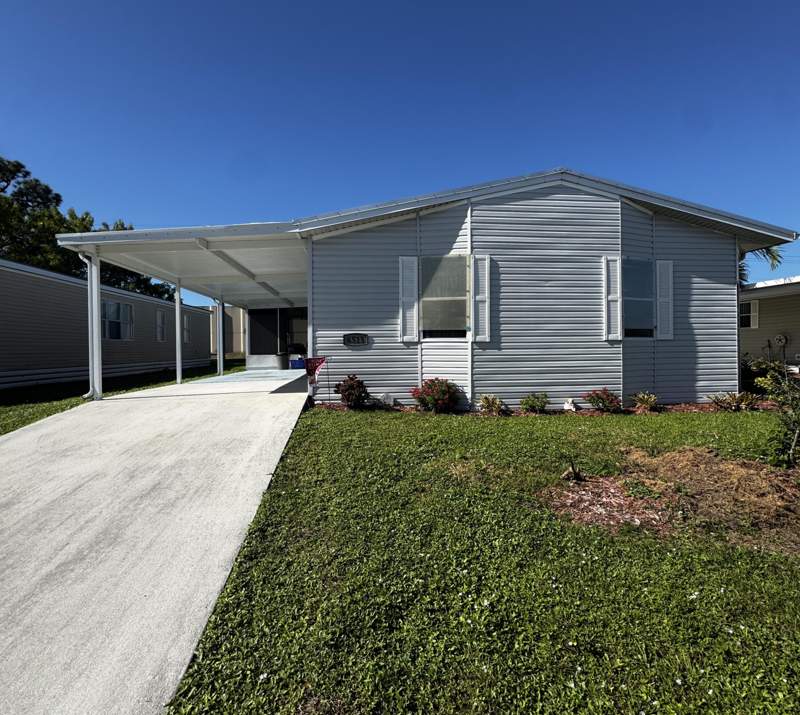 2 bedroom Manufactured Home at 6515 Dulce Real Avenue, Spanish Lakes Fairways, Fort Pierce — photo 3