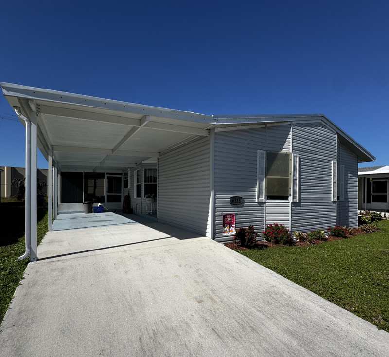 2 bedroom Manufactured Home at 6515 Dulce Real Avenue, Spanish Lakes Fairways, Fort Pierce — photo 1