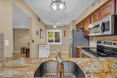 7340 Amberly Lane #210, Delray Beach FL - photo 7 of 67
