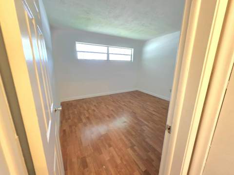 7700 Sunset Strip, Sunrise FL - photo 18 of 24